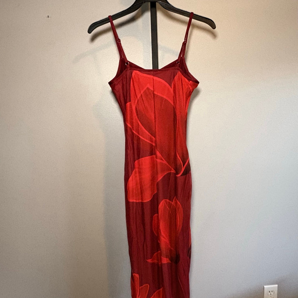 Women's Pretty Garden Red Floral Sleeveless Maxi Dress S - Picture 3 of 5